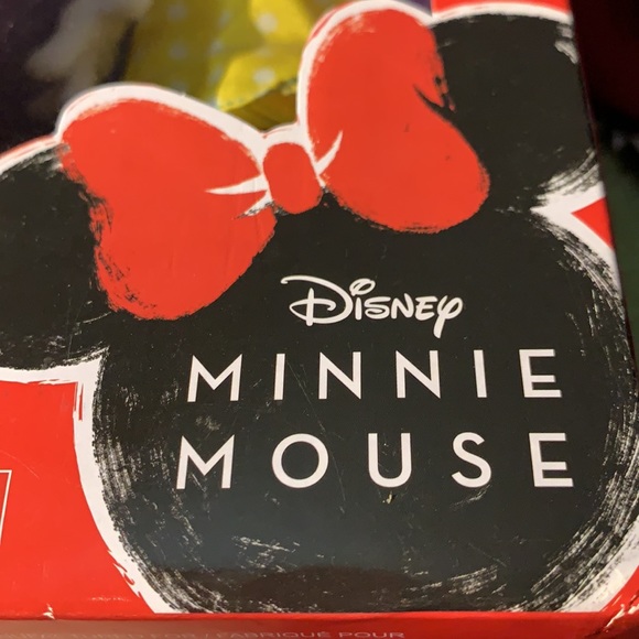 Disney Minnie Mouse - Picture 2 of 6